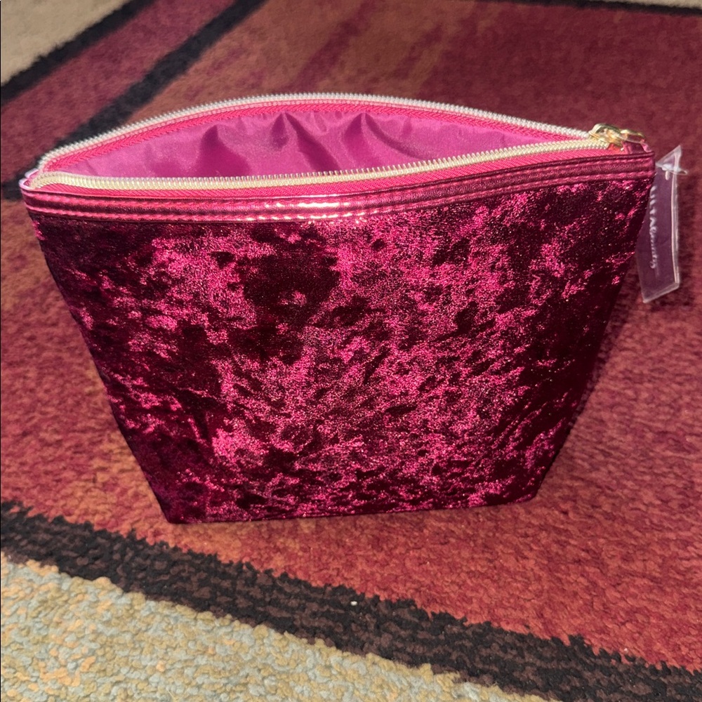 NWT Ulta Beauty burgundy velvet cosmetic bag